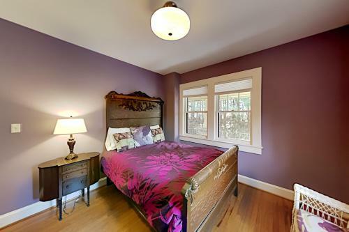 Vintner's Cottage At Burntshirt Vineyards Home