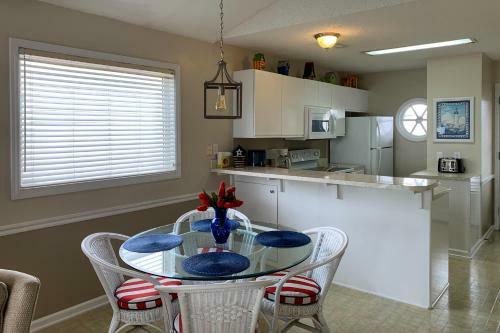 Waters Edge 431