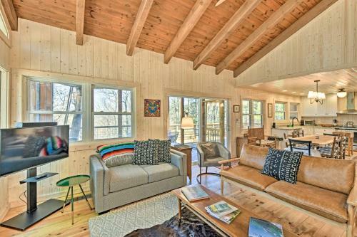 Wonderful Highlands Cabin Less Than 1mi To Glen Falls