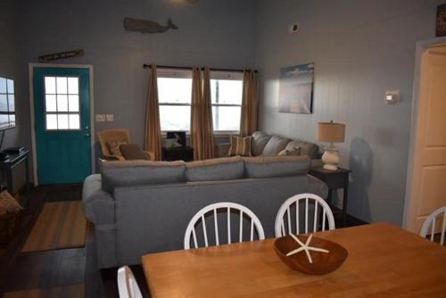 Wait N' Sea Home