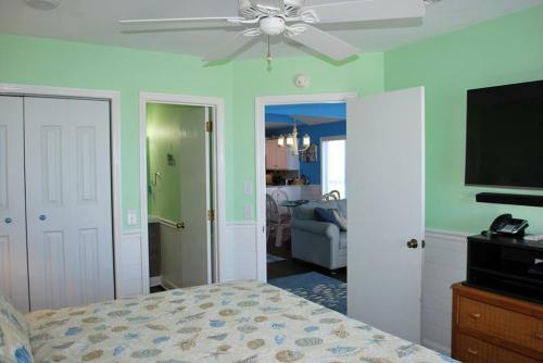Waters Edge 427