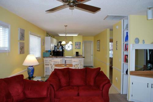 Waters Edge 427
