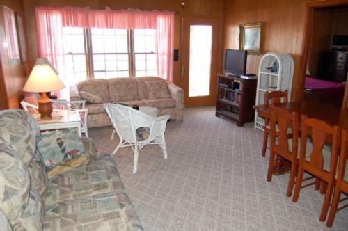 Austin Cottage