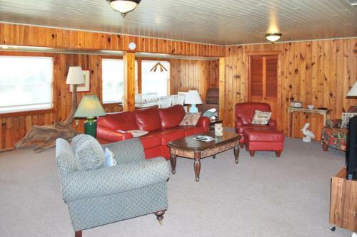Thomas Cottage