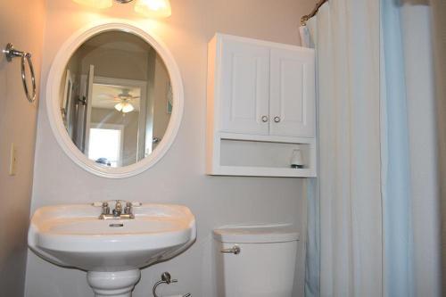Waters Edge 429