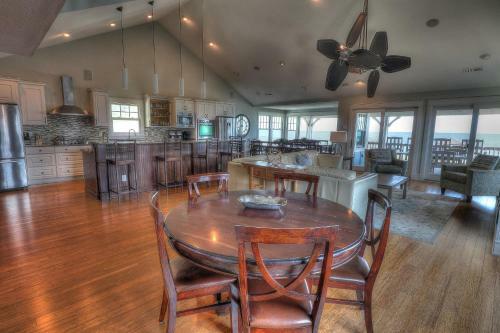 Magnolia Cay By Kees Vacations