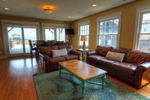 Magnolia Cay By Kees Vacations