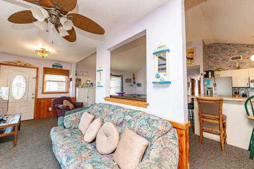 Coleman's Beach Front Inn