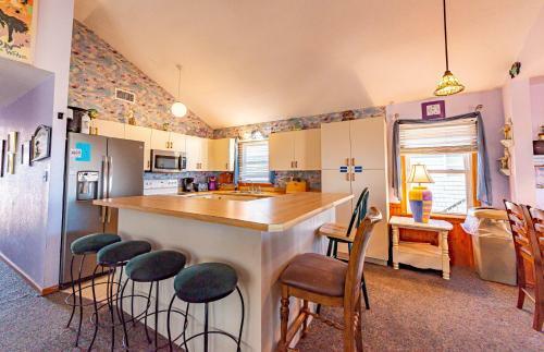 Coleman's Beach Front Inn