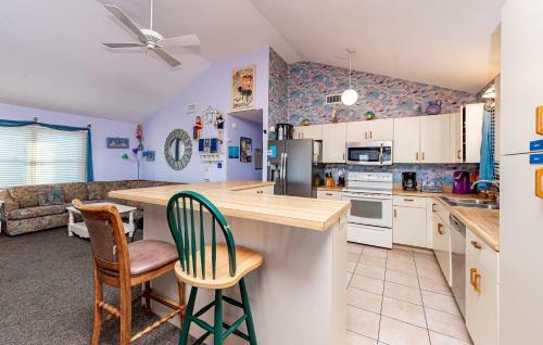 Coleman's Beach Front Inn