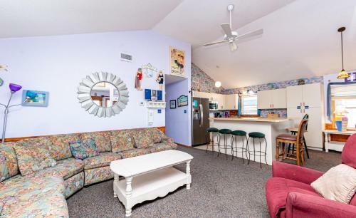 Coleman's Beach Front Inn