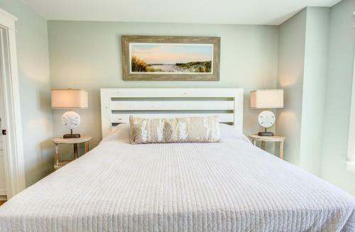 4056 - Tight Lines & Tan Lines