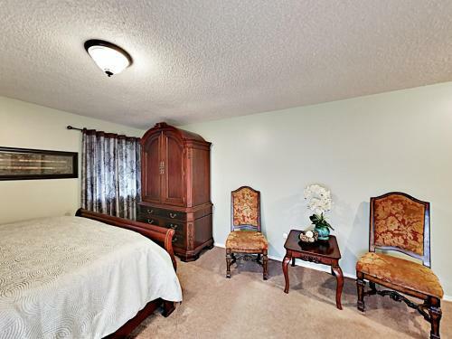 Dogwood House Home