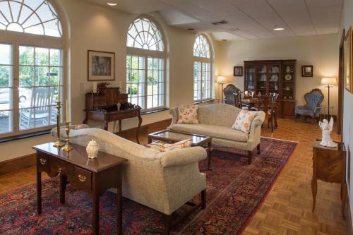 Hotel Lambuth Inn