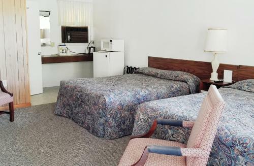 Tanglewood Motel And Log Cabins