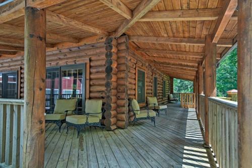 Superb Linville Mountain Cabin With Wraparound Decks!