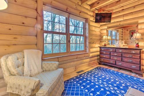 Superb Linville Mountain Cabin With Wraparound Decks!