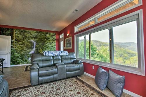Private Blue Ridge Home With Mountain Views And Hot Tub