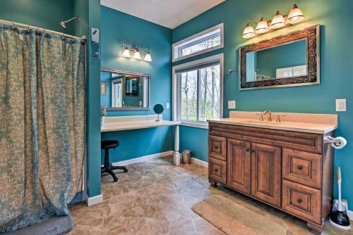 Private Blue Ridge Home With Mountain Views And Hot Tub