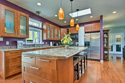 Private Blue Ridge Home With Mountain Views And Hot Tub
