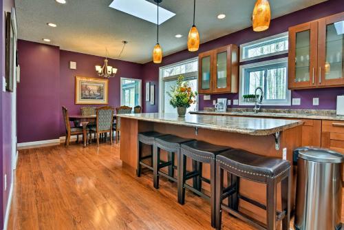 Private Blue Ridge Home With Mountain Views And Hot Tub