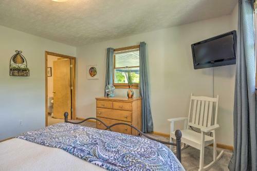 Maggie Valley House With Mtn Views - 1 Mi To Dt