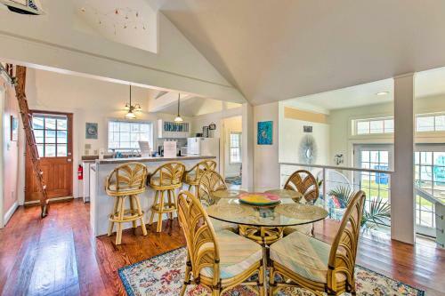Historic Coastal Morehead City Mermaid Cottage!