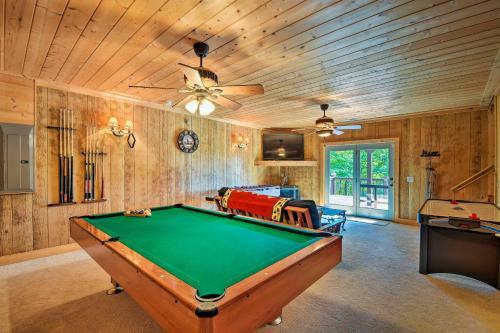 Murphy Mountain Home Game Room, Porch, Views