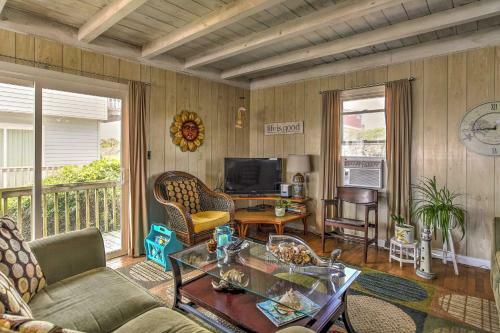 Nautical Oceanfront Beach House In Oak Island!