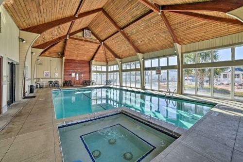 Apartamento New Bern Condo On Marina With Community Pool And More!
