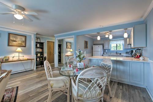 Apartamento New Bern Condo On Marina With Community Pool And More!