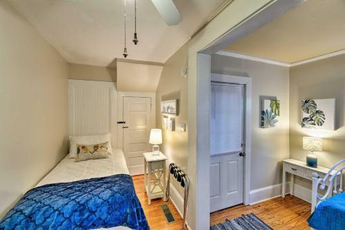 New Bern Home With Yard, Grill And Walkable Location