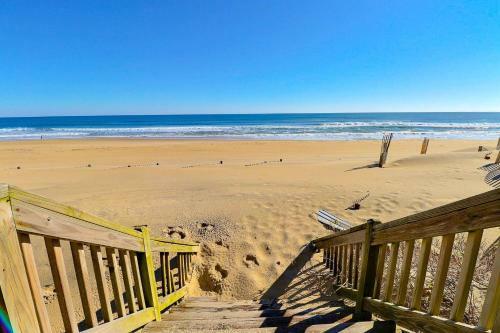 7042 - Beach Therapy