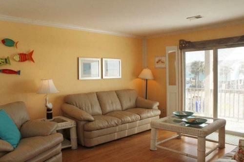 Family Vacation With Great Ocean Views, 3 Brs 2 Baths, Ncoiw