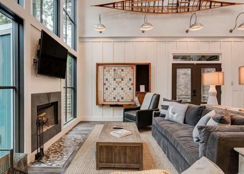 2 Exceptional Vacation Homes In Pisgah Forest Home