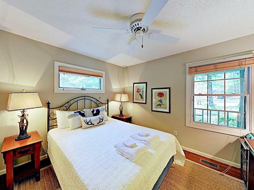 New Listing! Updated Home With Fireplace & Pool Home