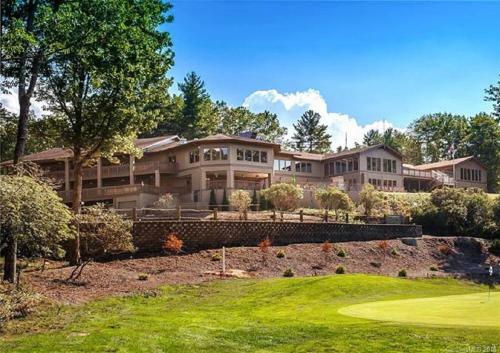 New Listing! Updated Home With Fireplace & Pool Home