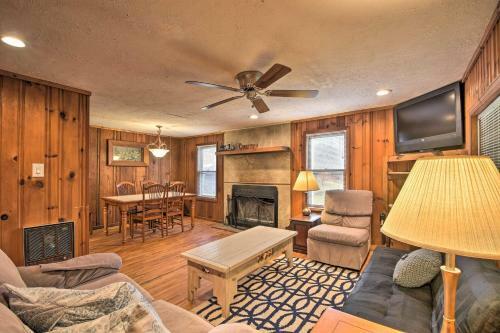 Smoky Mtn Cabin With Deck And Grill - Mins To At!