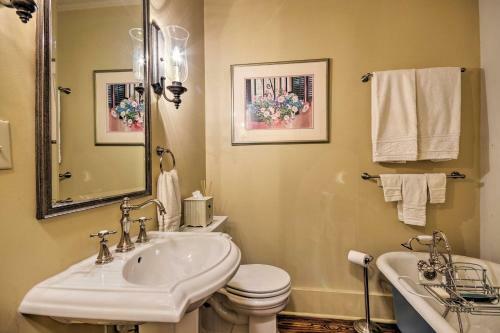 Historic 1900s Saluda Cottage, Walk To Main Street