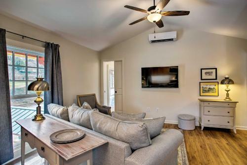 Ideally Located Saluda Apartment On Main St!