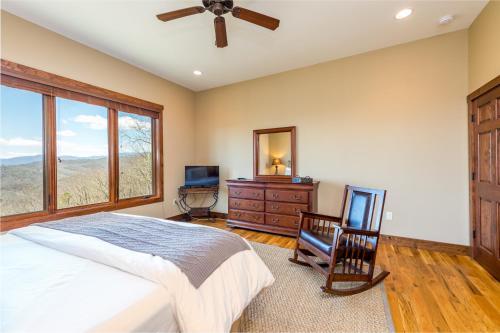 Exceptional Vacation Home In Pisgah Forest Home