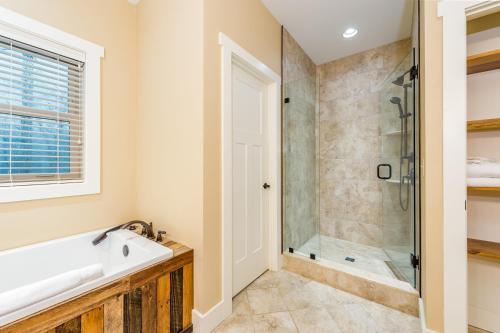 Exceptional Vacation Home In Pisgah Forest Home