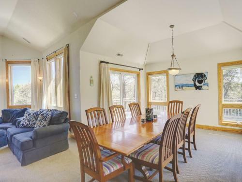 3050 - Whispering Pines