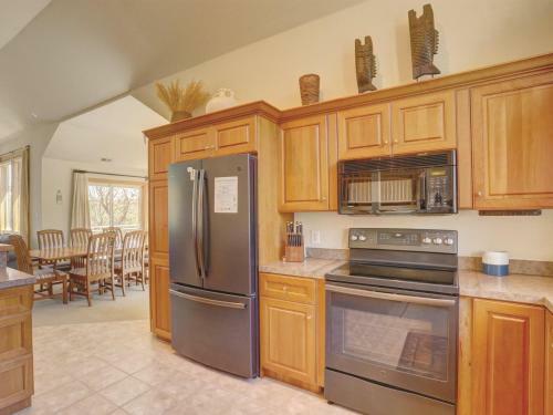 3050 - Whispering Pines