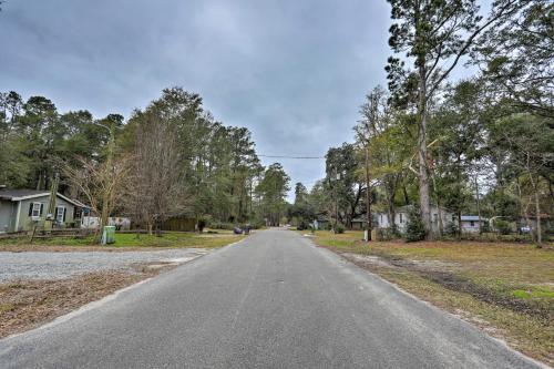 Apartamento Studio With Outdoor Shower 6 Mi To Ocean Isle Beach!