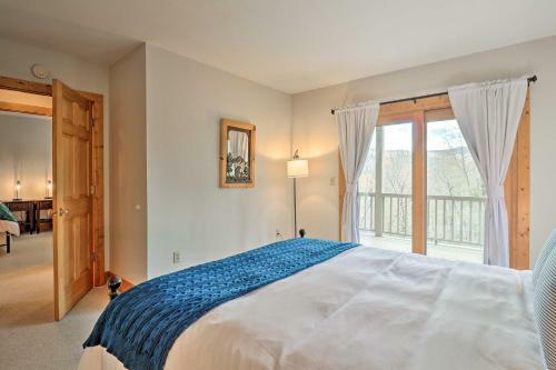 Sapphire Retreat With 2 Decks And Resort Access!