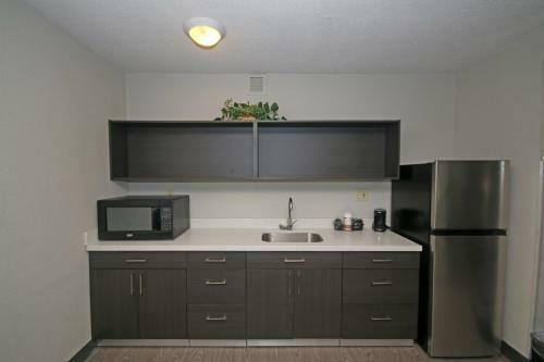Hotel Clarion Pointe Statesville