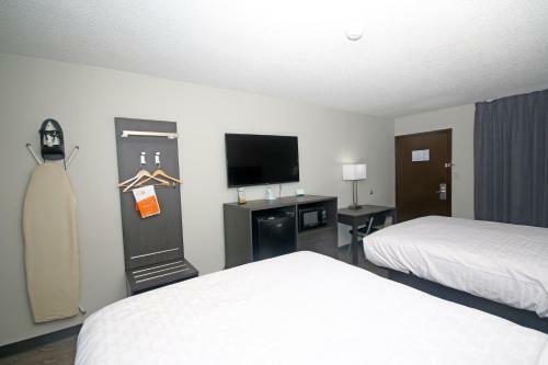 Hotel Clarion Pointe Statesville