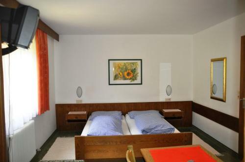 Hostal Jugend- Und Familienhotel Venedigerhof