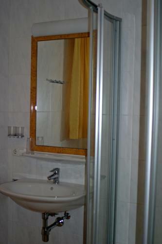 Hostal Jugend- Und Familienhotel Venedigerhof